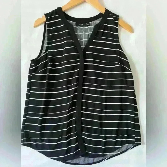 Apt 9 Striped Blouse - Picture 4 of 4